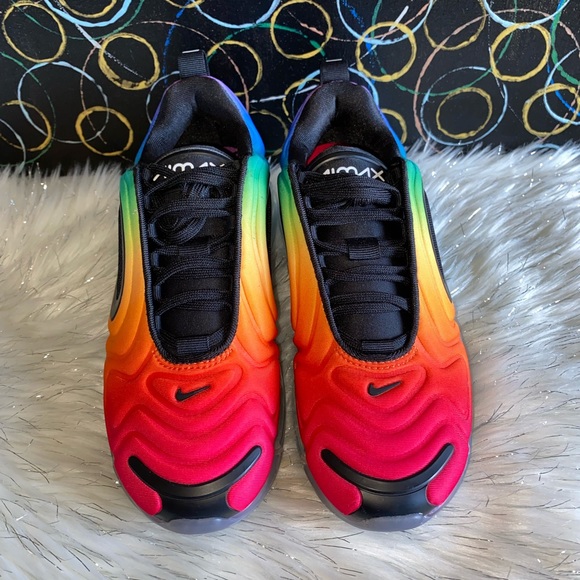 Nike Air Max 720 "Be True" - Picture 2 of 6